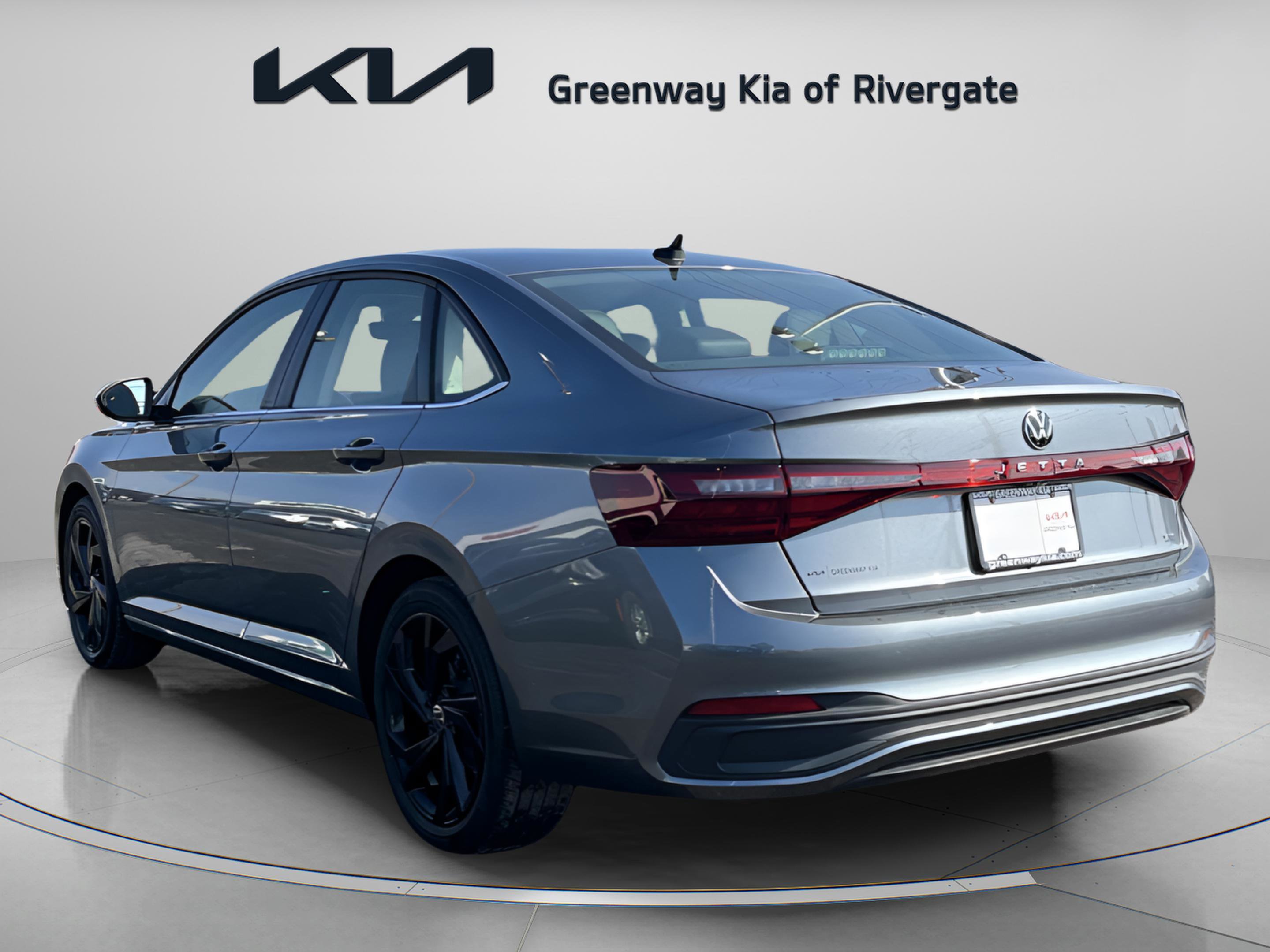 Used 2025 Volkswagen Jetta SE image 5