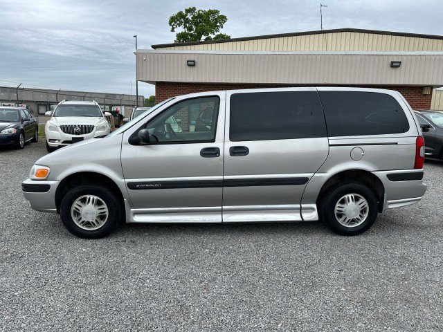 Used 2004 Chevrolet Venture Plus w/ Climate Package FWD image 13