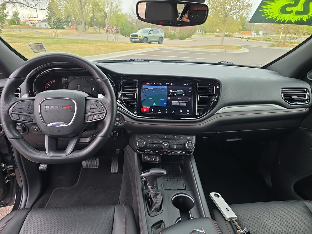 Used 2025 Dodge Durango GT AWD/4WD image 14