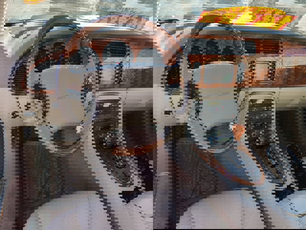 Used 2002 Jaguar XK8 Convertible image 13