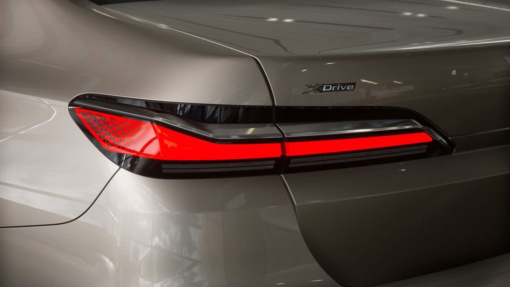 Used 2026 BMW 750e xDrive 750e xDrive w/ Executive Package image 35