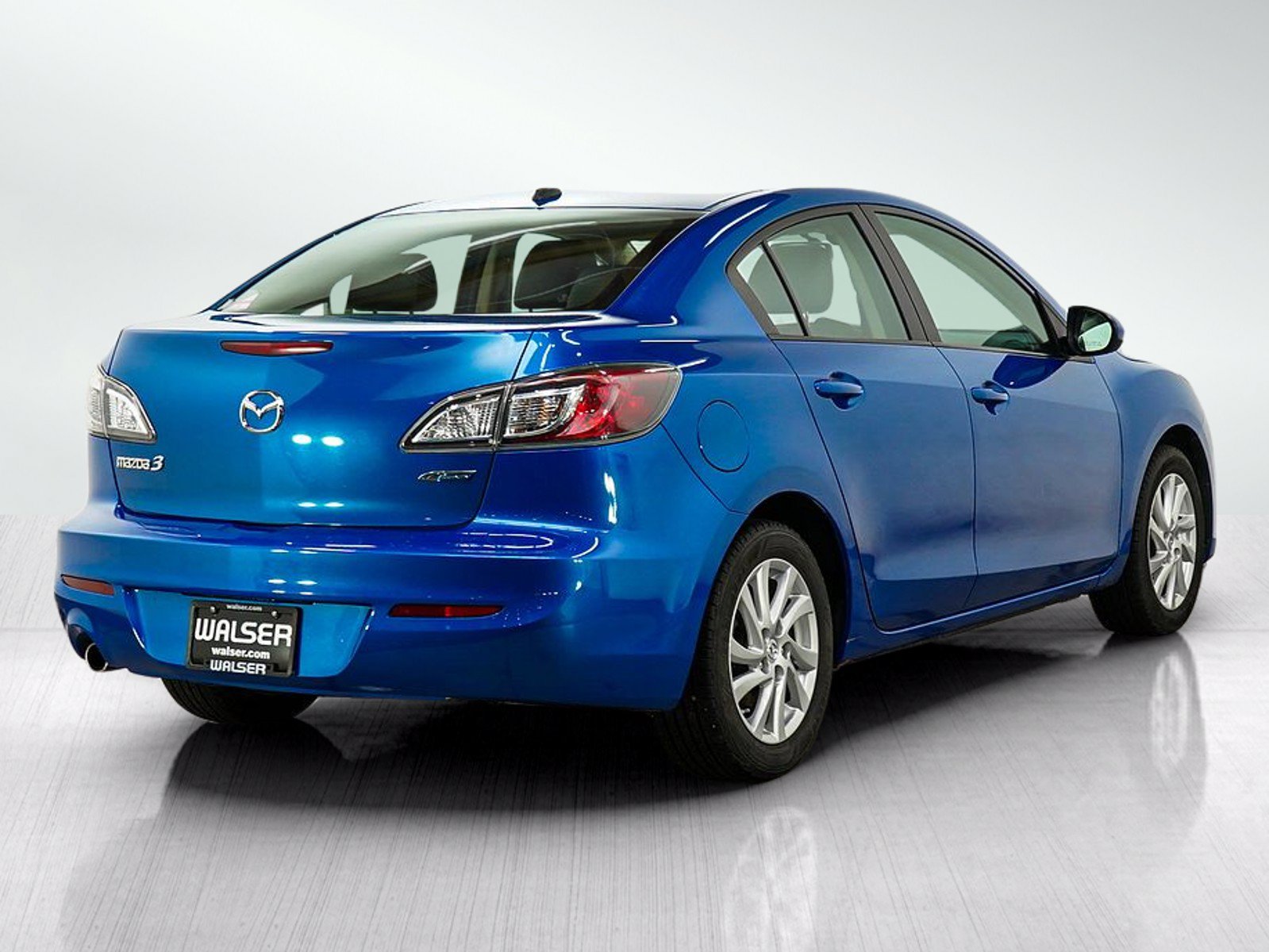 Used 2012 MAZDA MAZDA3 i Grand Touring w/ Tech Pkg FWD image 5