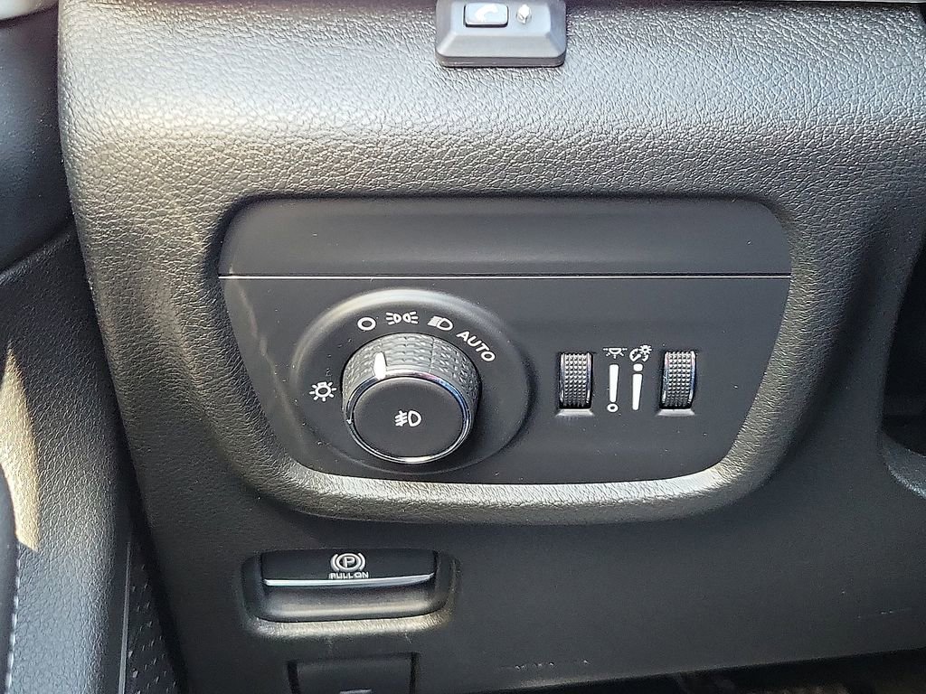 Used 2021 Jeep Grand Cherokee L Limited image 15