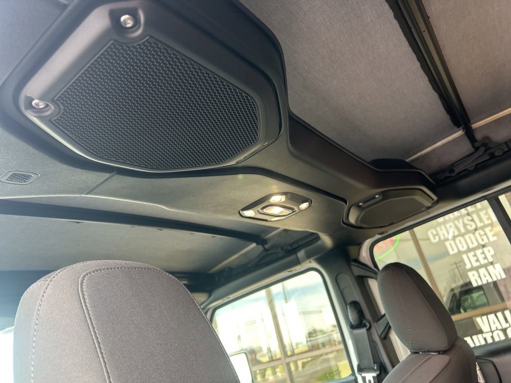 Used 2021 Jeep Wrangler Unlimited Sport image 11
