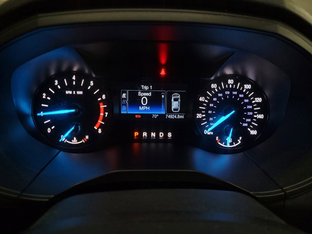 Used 2020 Ford Edge SE FWD image 23