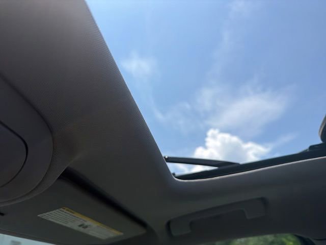 Used 2017 GMC Acadia SLT FWD image 6