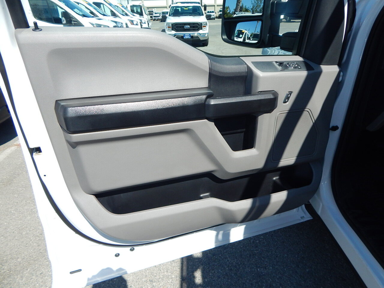 Used 2019 Ford F350 XL w/ Power Equipment Group RWD image 20