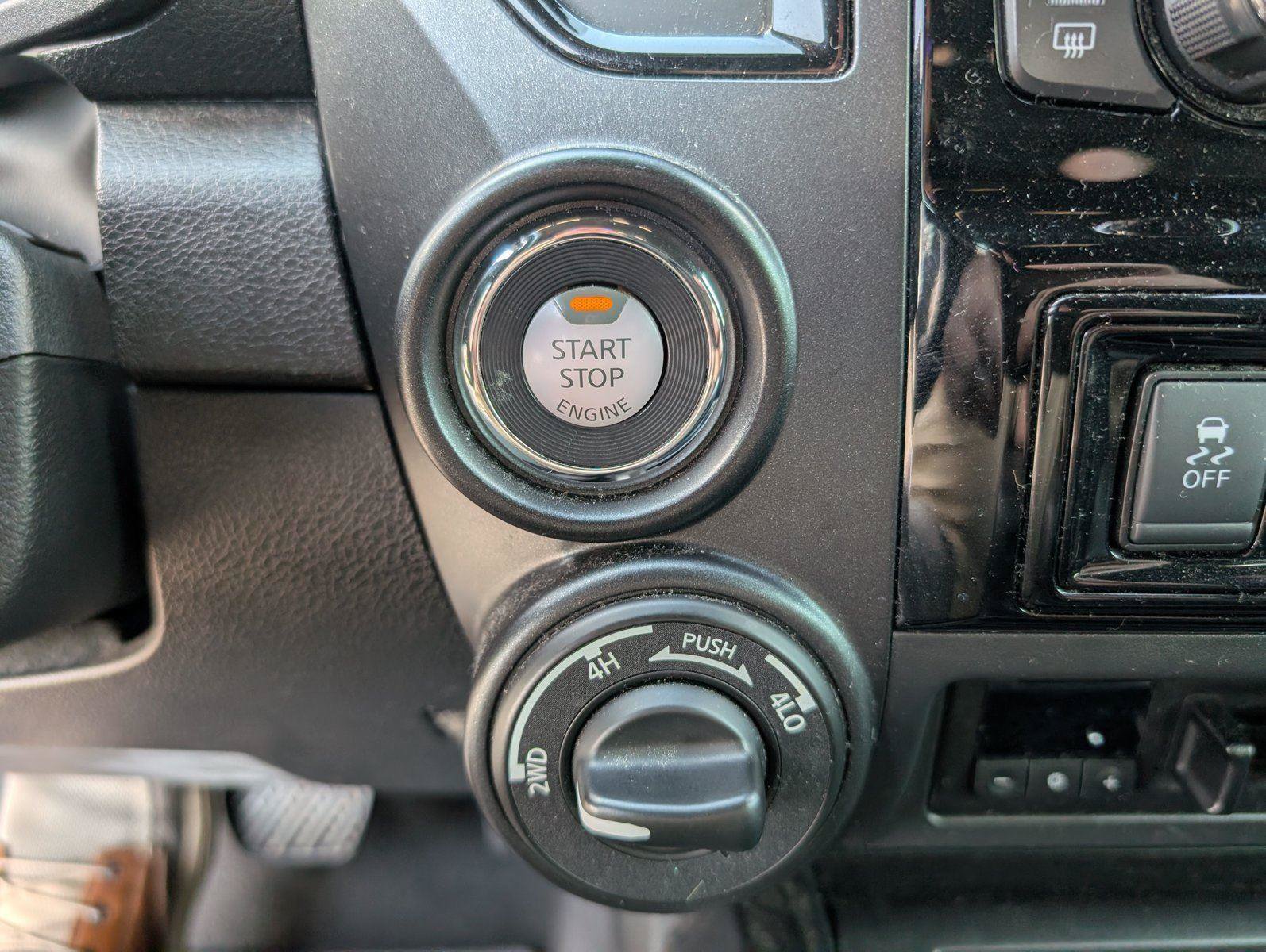 Used 2021 Nissan Titan PRO-4X w/ Pro-4x Utility Package AWD/4WD image 21