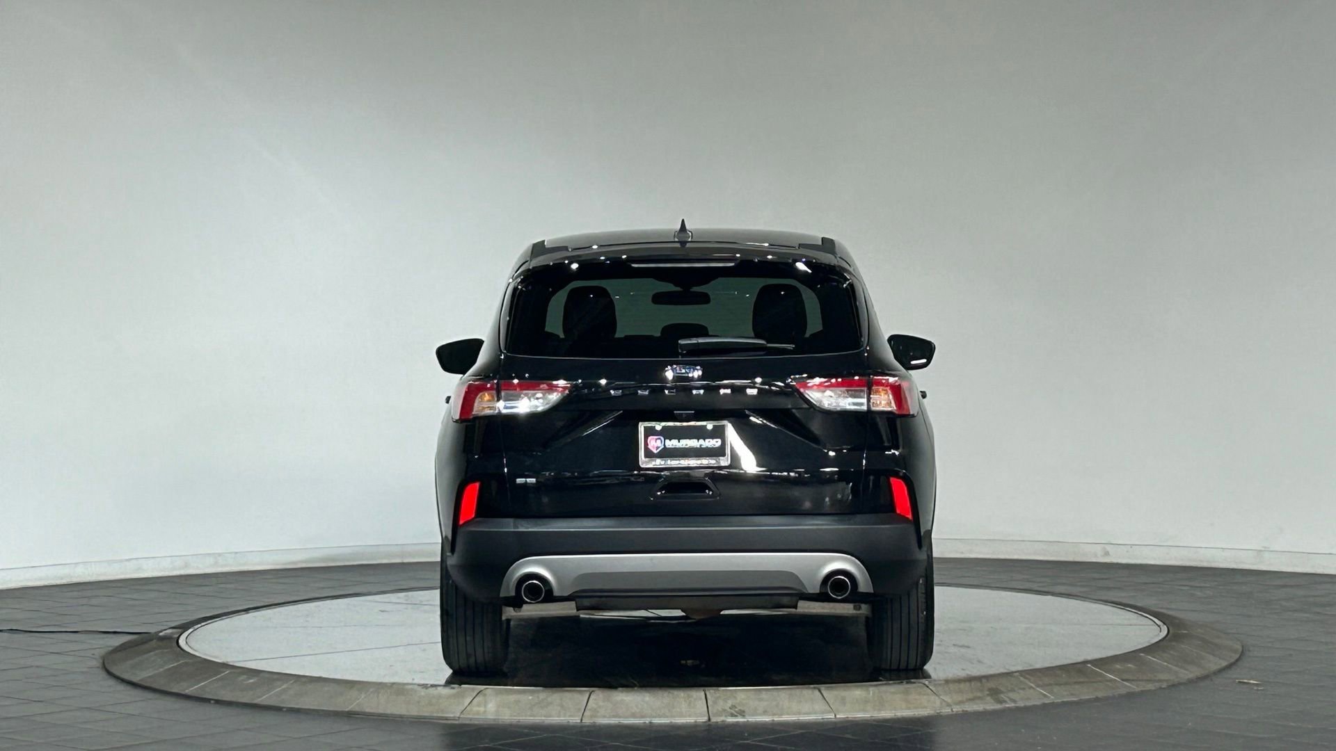 Used 2021 Ford Escape SE FWD image 8