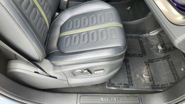 Used 2024 Rivian R1S Adventure image 23