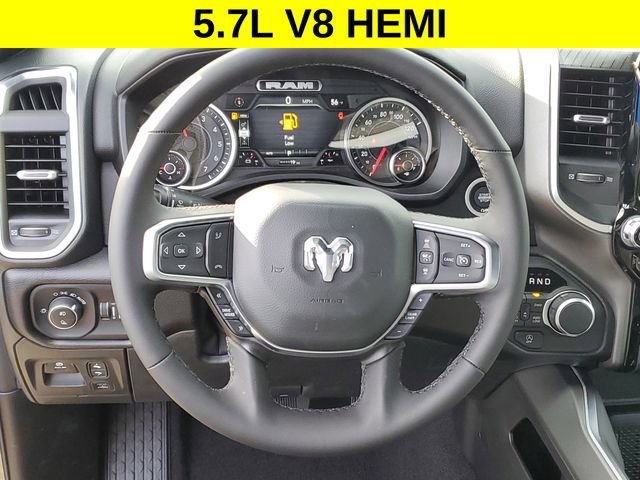 New 2026 RAM 1500 4x4 Crew Cab image 8