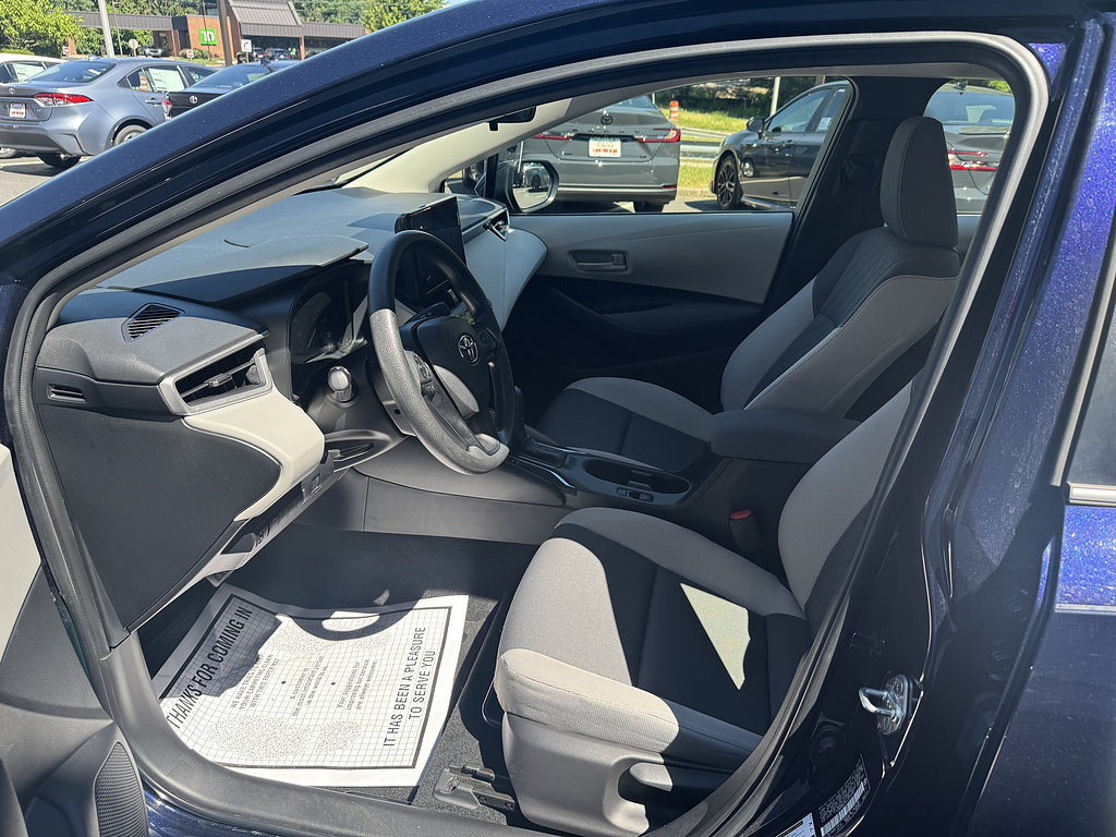 Certified 2023 Toyota Corolla LE w/ Carpet Mat Package (TMS) FWD image 8