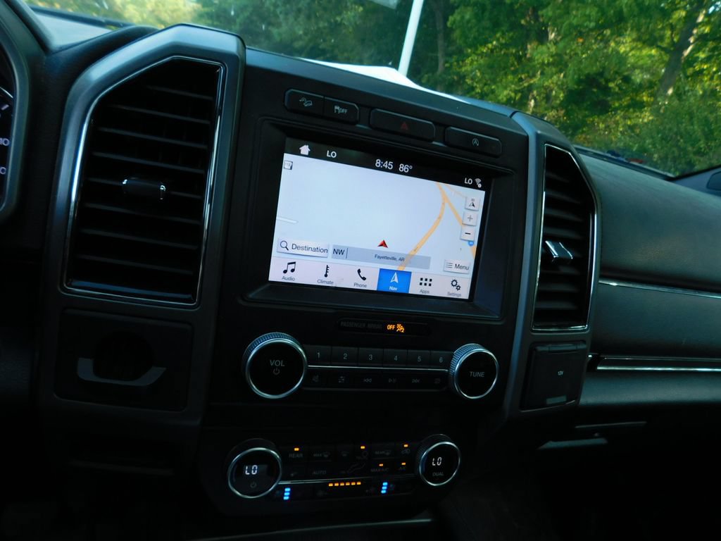 Used 2019 Ford Expedition Max XLT w/ Equipment Group 202A AWD/4WD image 10