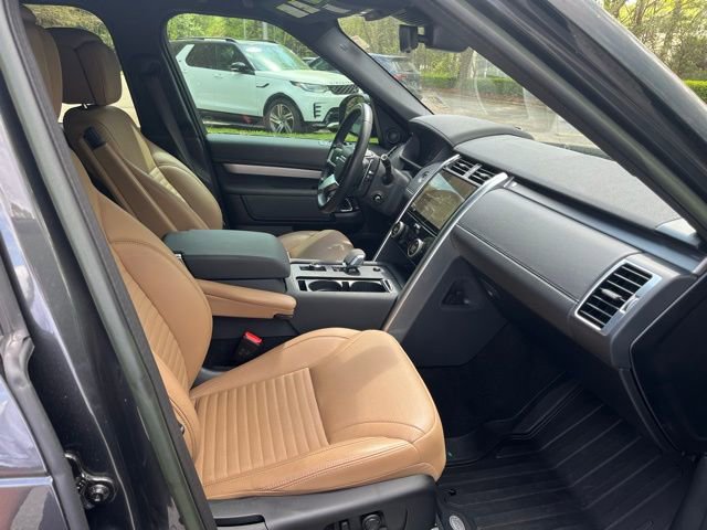 Certified 2023 Land Rover Discovery HSE R-Dynamic image 11