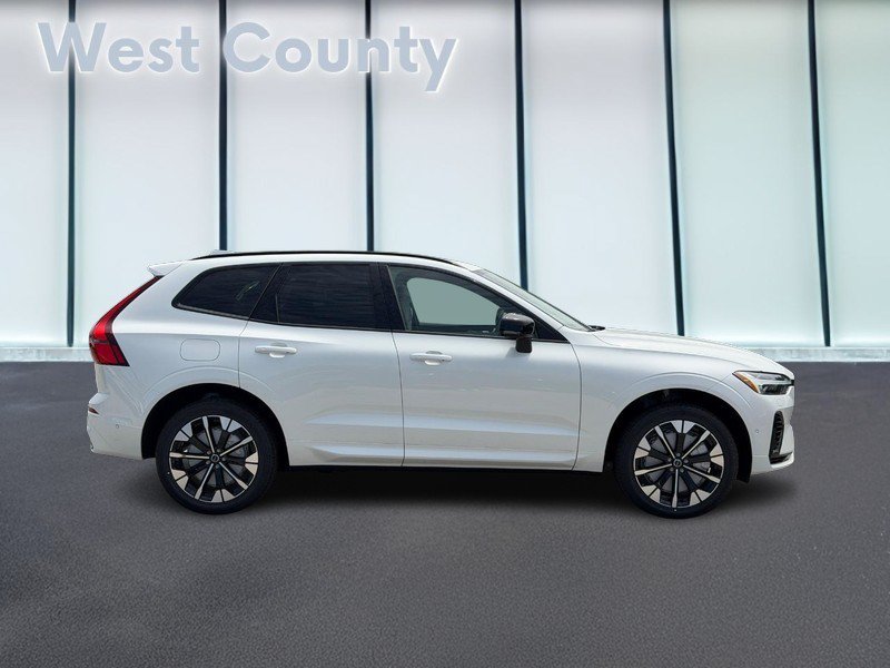 New 2026 Volvo XC60 T8 Plus w/ Climate Package AWD/4WD image 2