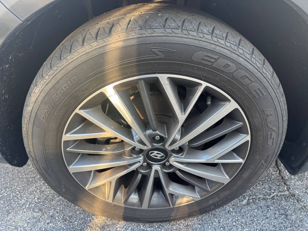 Used 2020 Hyundai Tucson Limited AWD/4WD image 26