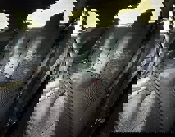 Used 2019 Dodge Challenger R/T w/ Blacktop Package image 8