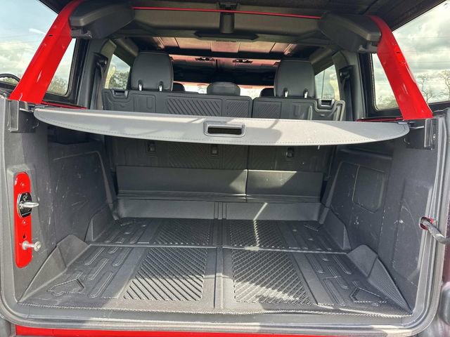 Used 2022 Ford Bronco Badlands image 11