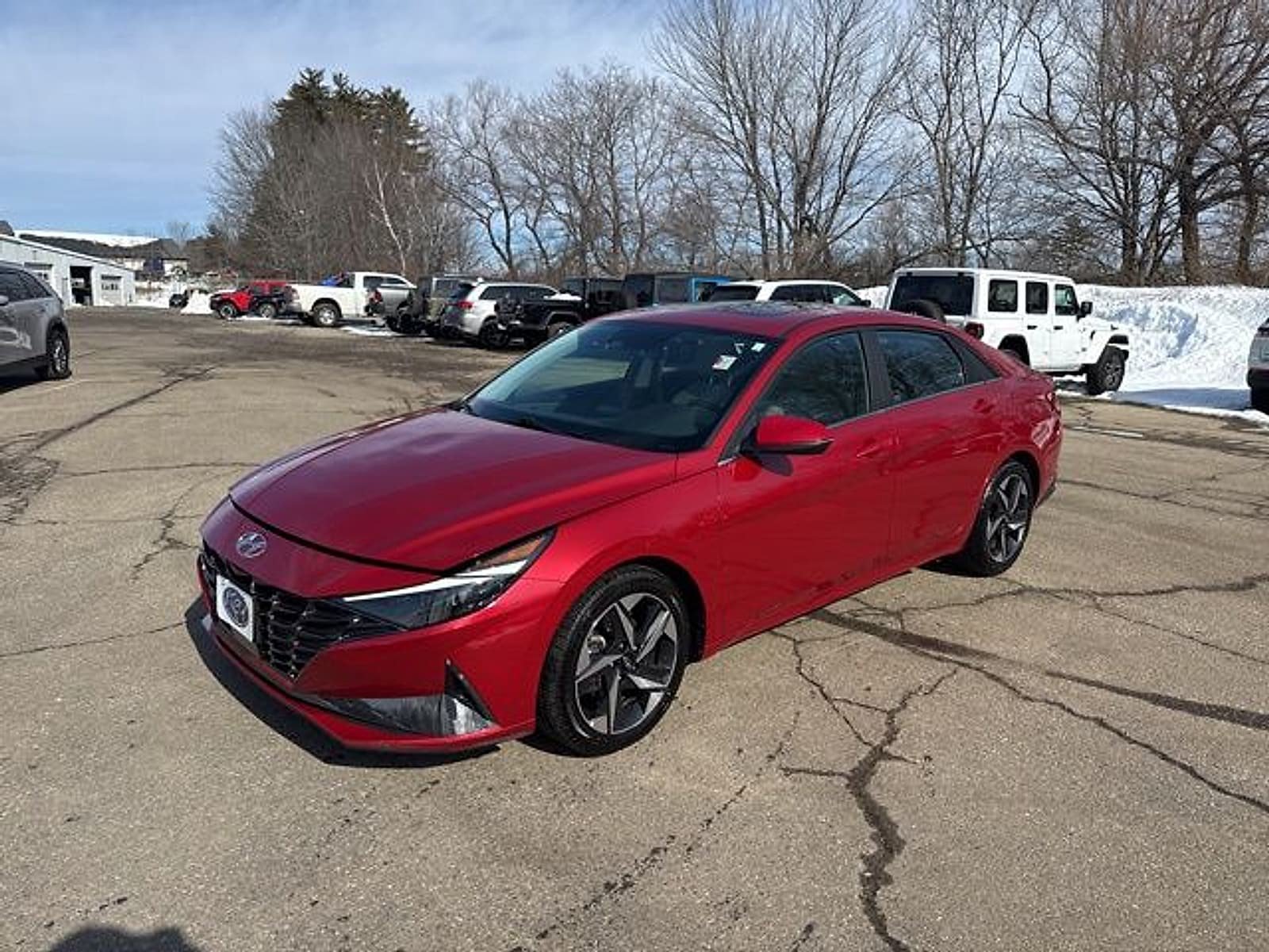 Used 2023 Hyundai Elantra Limited w/ Cargo Package FWD image 1