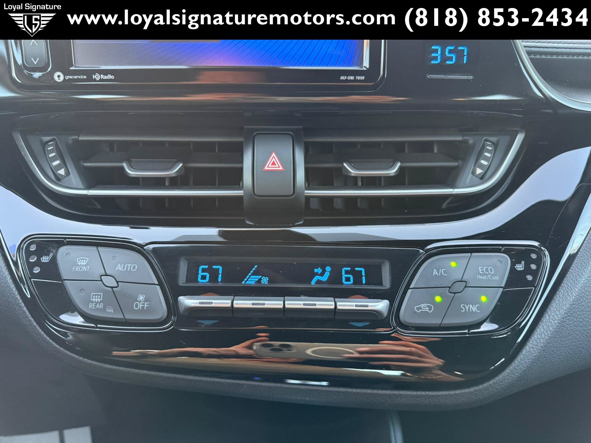 Used 2018 Toyota C-HR XLE FWD image 24