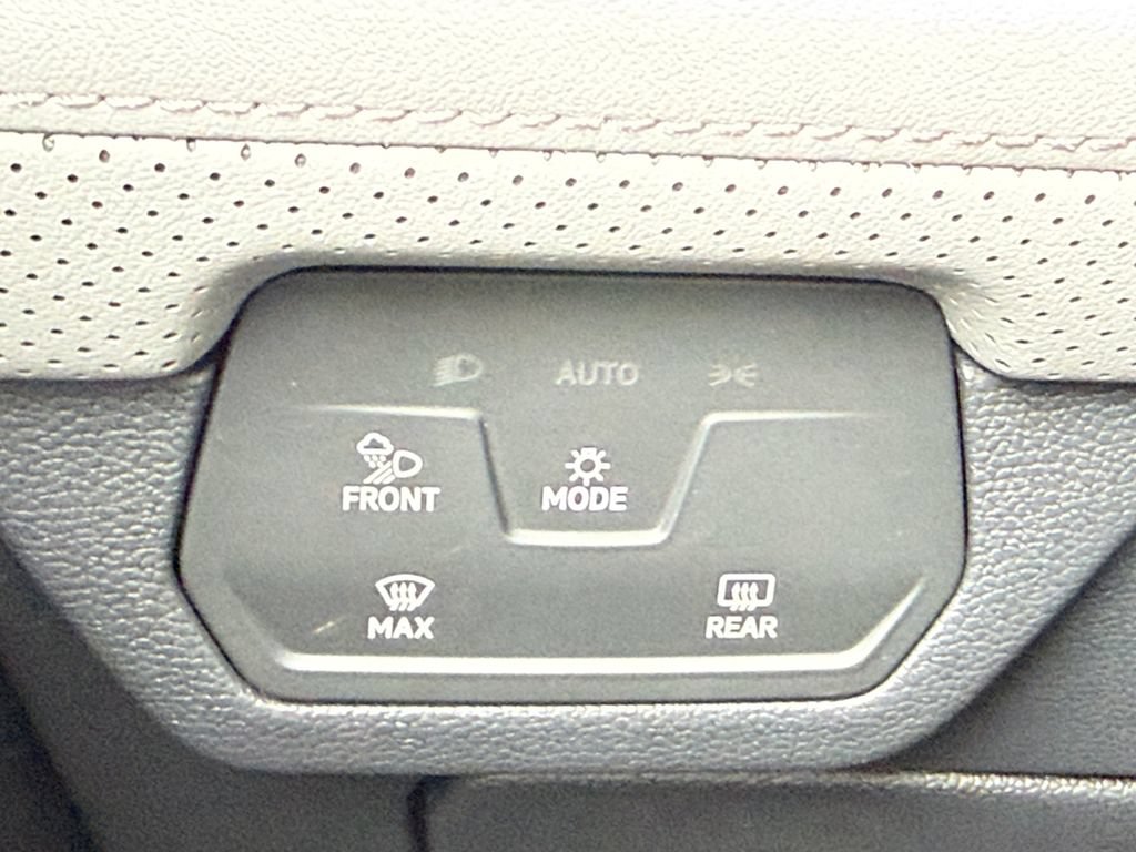 New 2026 Volkswagen Atlas Peak Edition AWD/4WD image 21