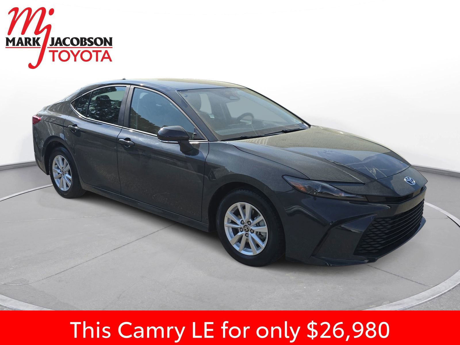Used 2025 Toyota Camry LE w/ Convenience Package image 5