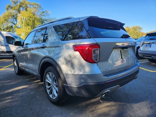 Used 2022 Ford Explorer Limited w/ Equipment Group 301A image 5