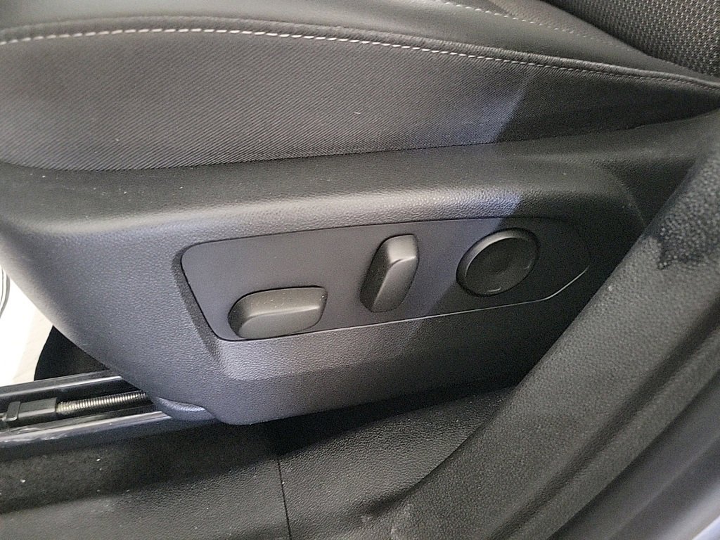 Used 2021 Buick Envision Preferred image 18