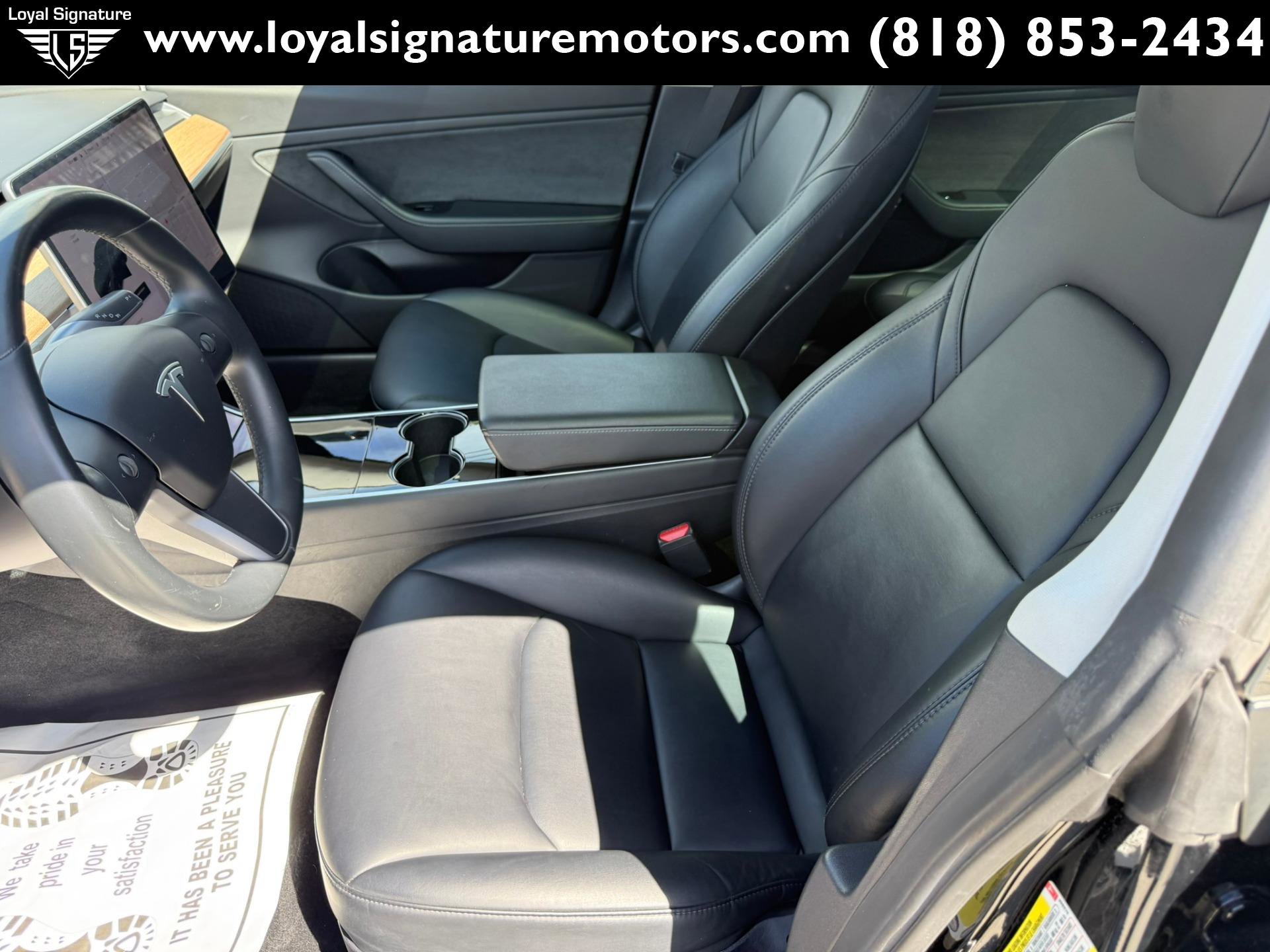 Used 2019 Tesla Model 3 Standard Range image 16