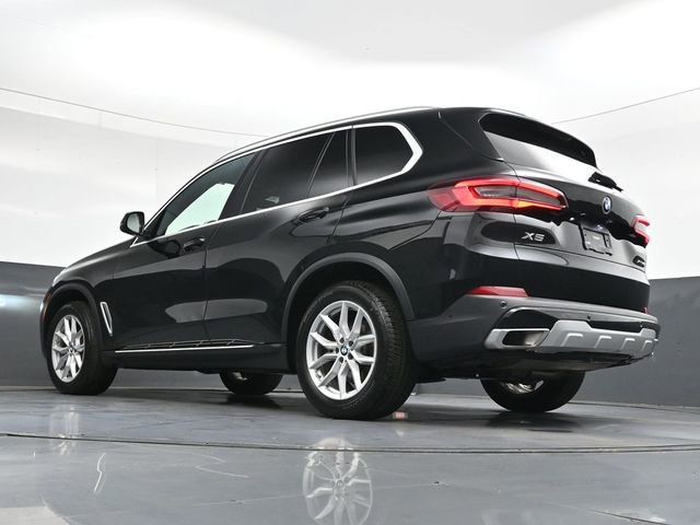 Used 2023 BMW X5 xDrive40i w/ Premium Package AWD/4WD image 33