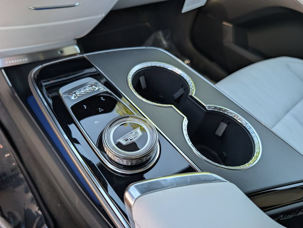 New 2026 Cadillac Lyriq Sport AWD/4WD image 38