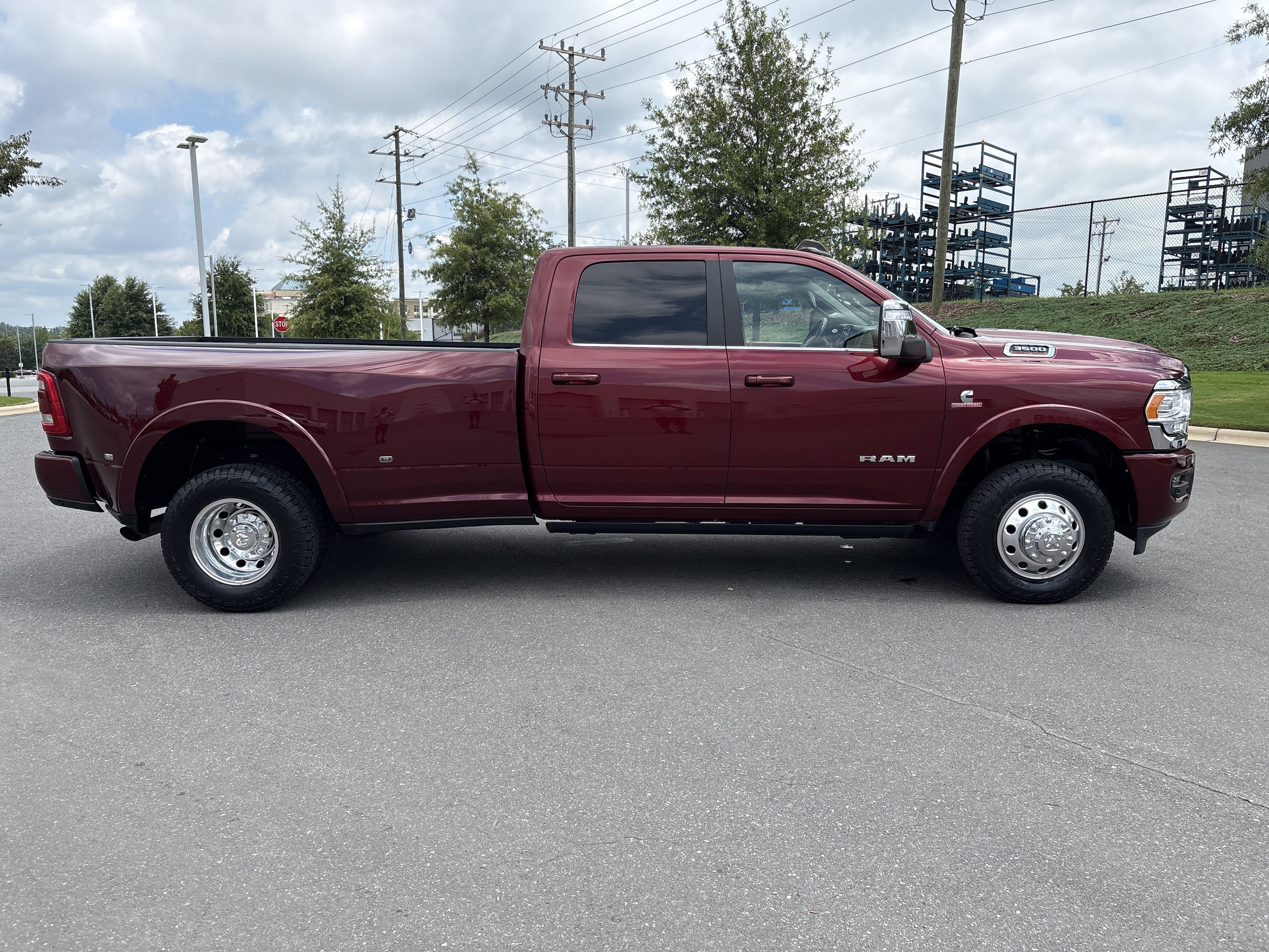 Used 2024 RAM 3500 Limited AWD/4WD image 10