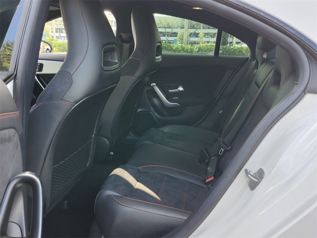 Used 2023 Mercedes-Benz CLA 250 image 4