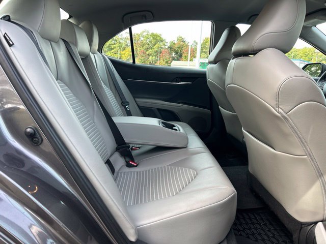 Used 2022 Toyota Camry SE AWD/4WD image 32