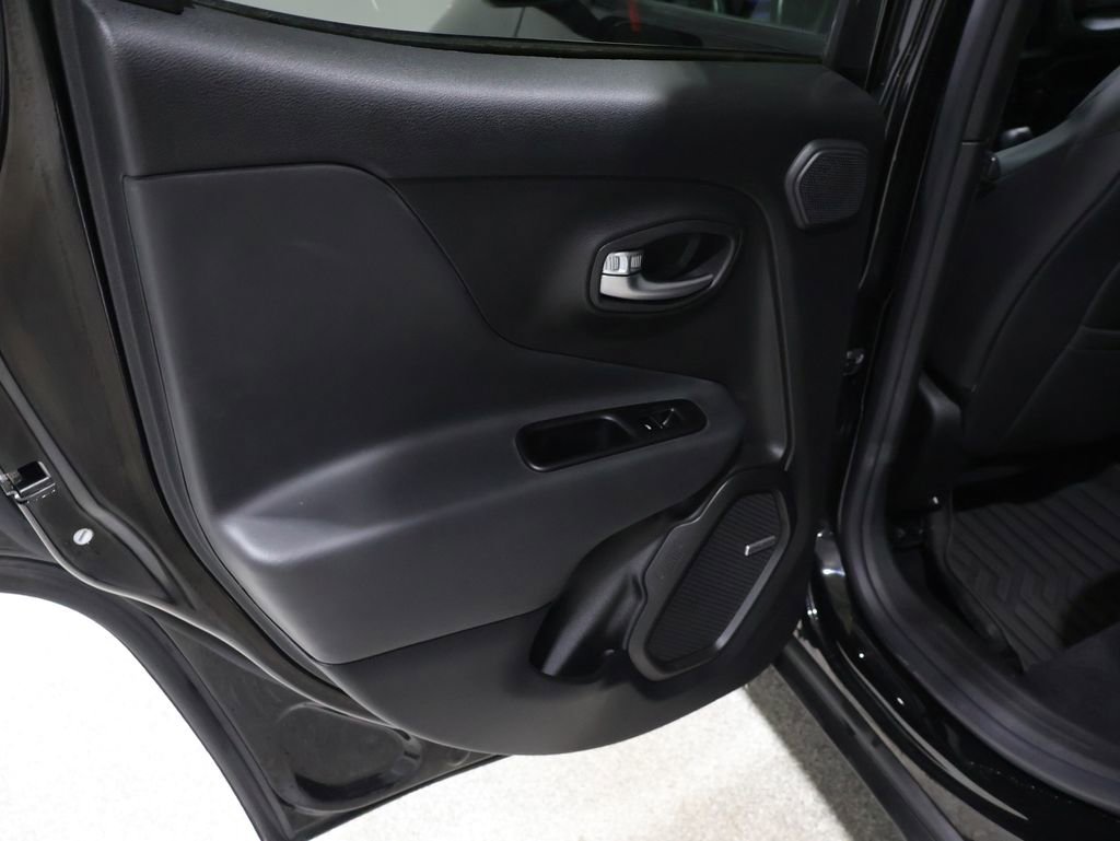 Used 2021 Jeep Renegade Limited w/ Sun & Sound Group image 19