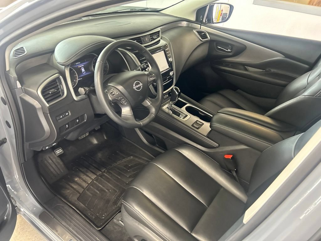 Used 2024 Nissan Murano SV w/ SV Midnight Edition Package AWD/4WD image 3