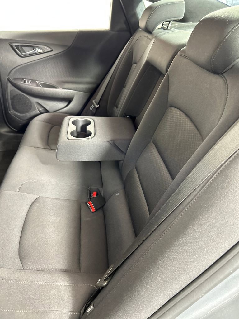 Used 2023 Chevrolet Malibu LT FWD image 17