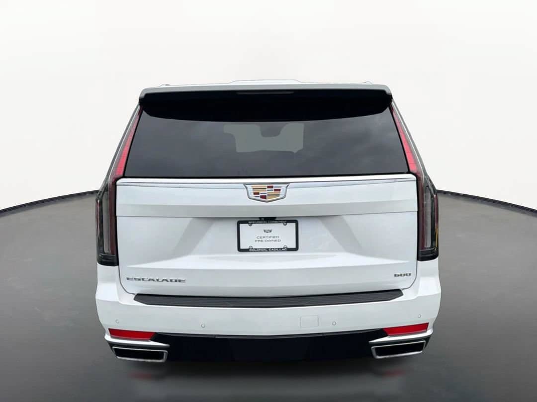 Certified 2021 Cadillac Escalade Premium Luxury AWD/4WD image 6