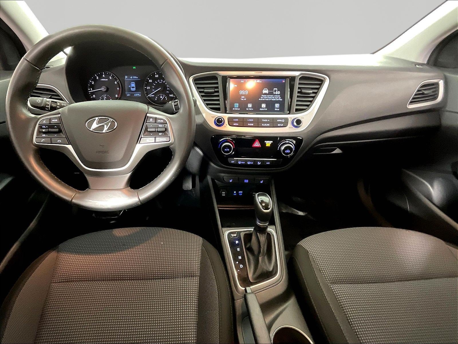 Used 2022 Hyundai Accent Limited FWD image 7