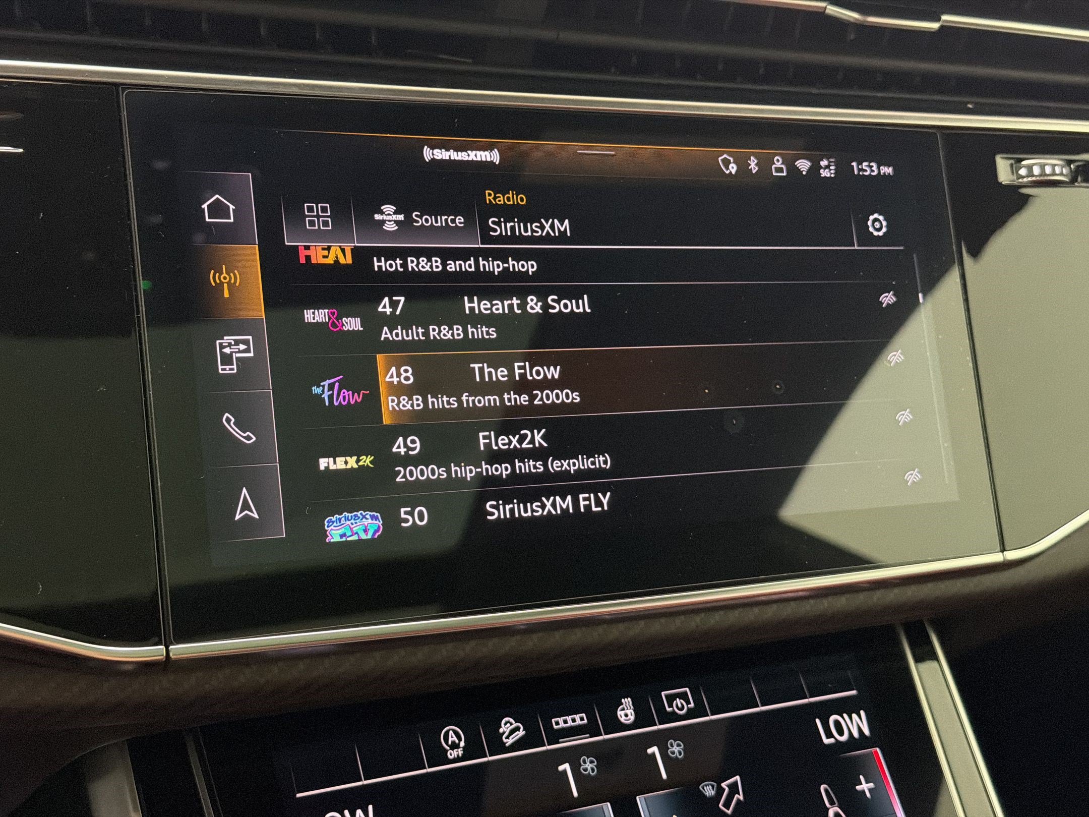 Used 2026 Audi SQ8 Premium Plus AWD/4WD image 20