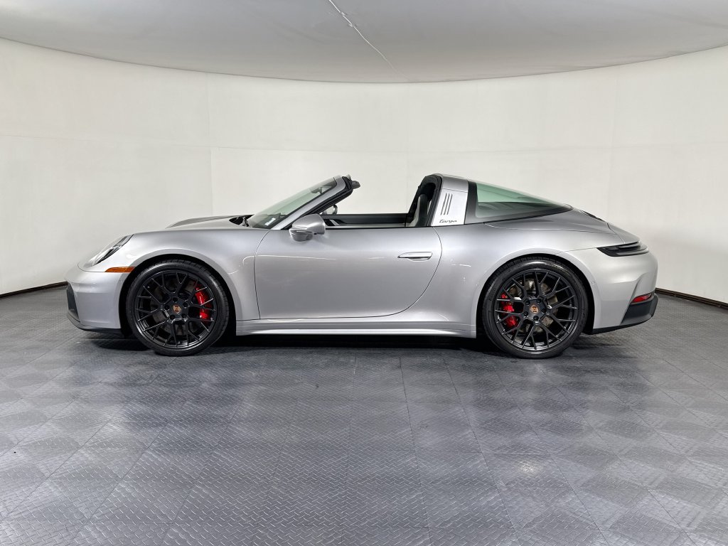 Certified 2026 Porsche 911 Targa 4 GTS AWD/4WD image 2