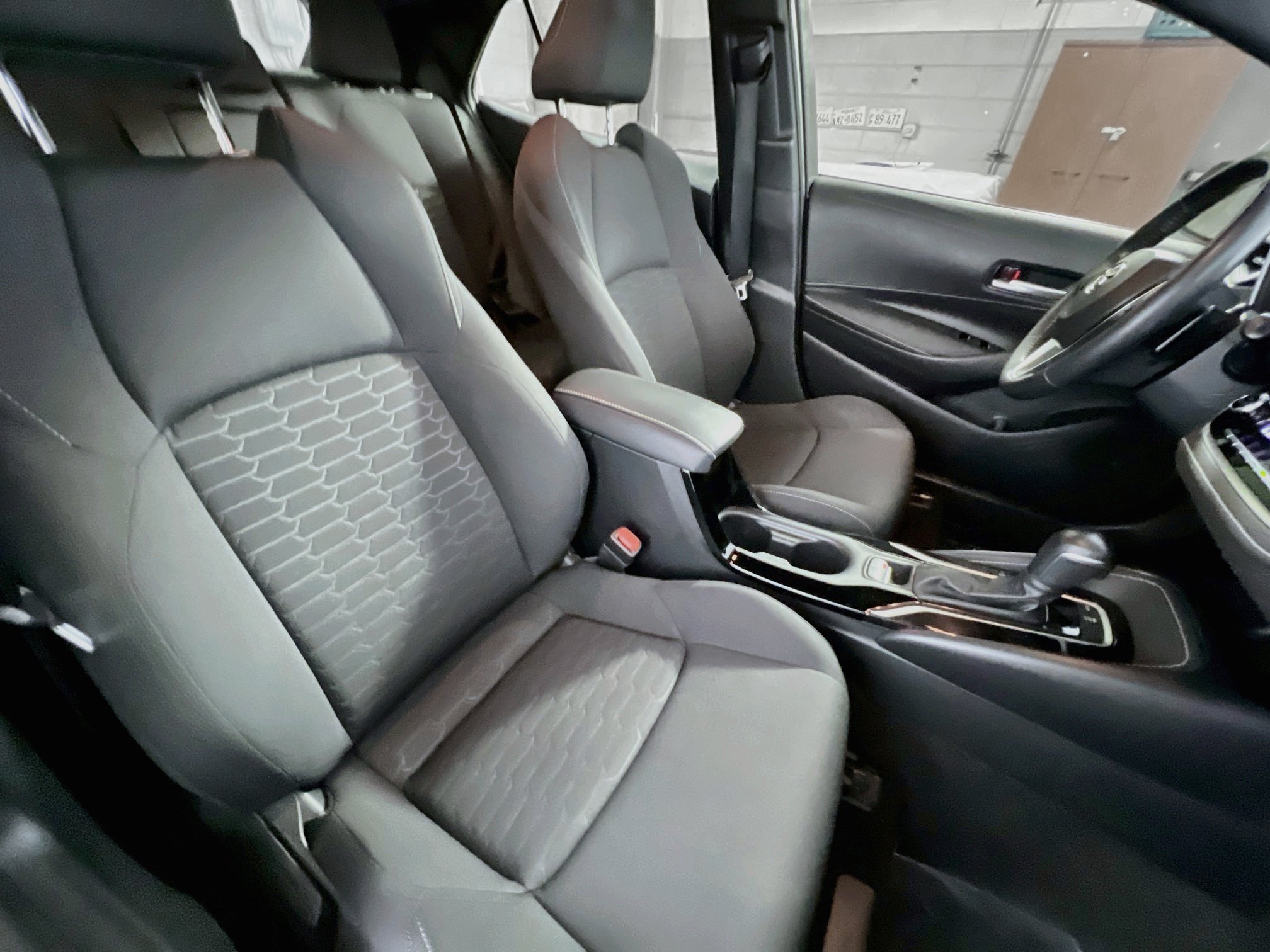 Used 2022 Toyota Corolla SE FWD image 31