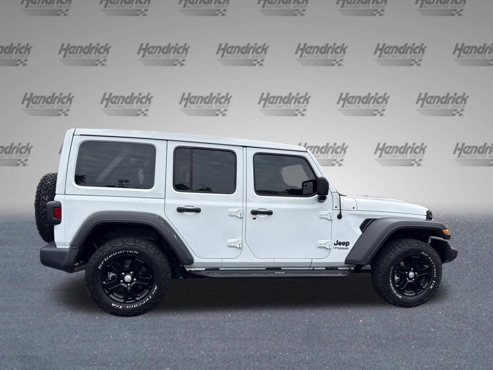 Used 2022 Jeep Wrangler Unlimited Sport w/ Sun And Sound Package AWD/4WD image 10
