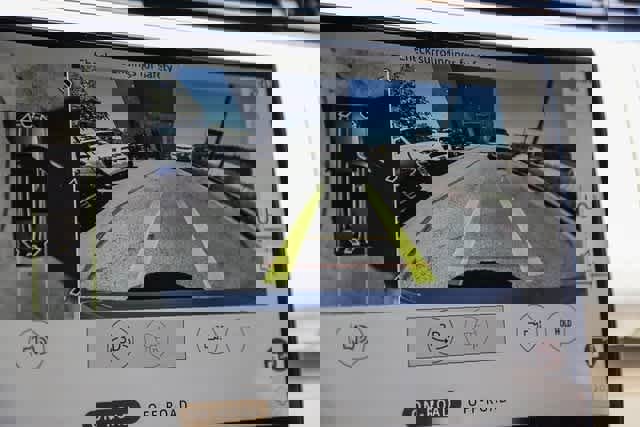 New 2024 Land Rover Range Rover SV image 28