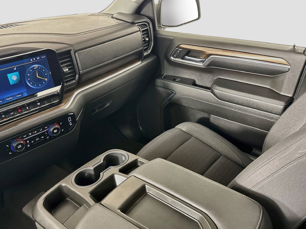 Certified 2024 Chevrolet Silverado 1500 LT AWD/4WD image 25