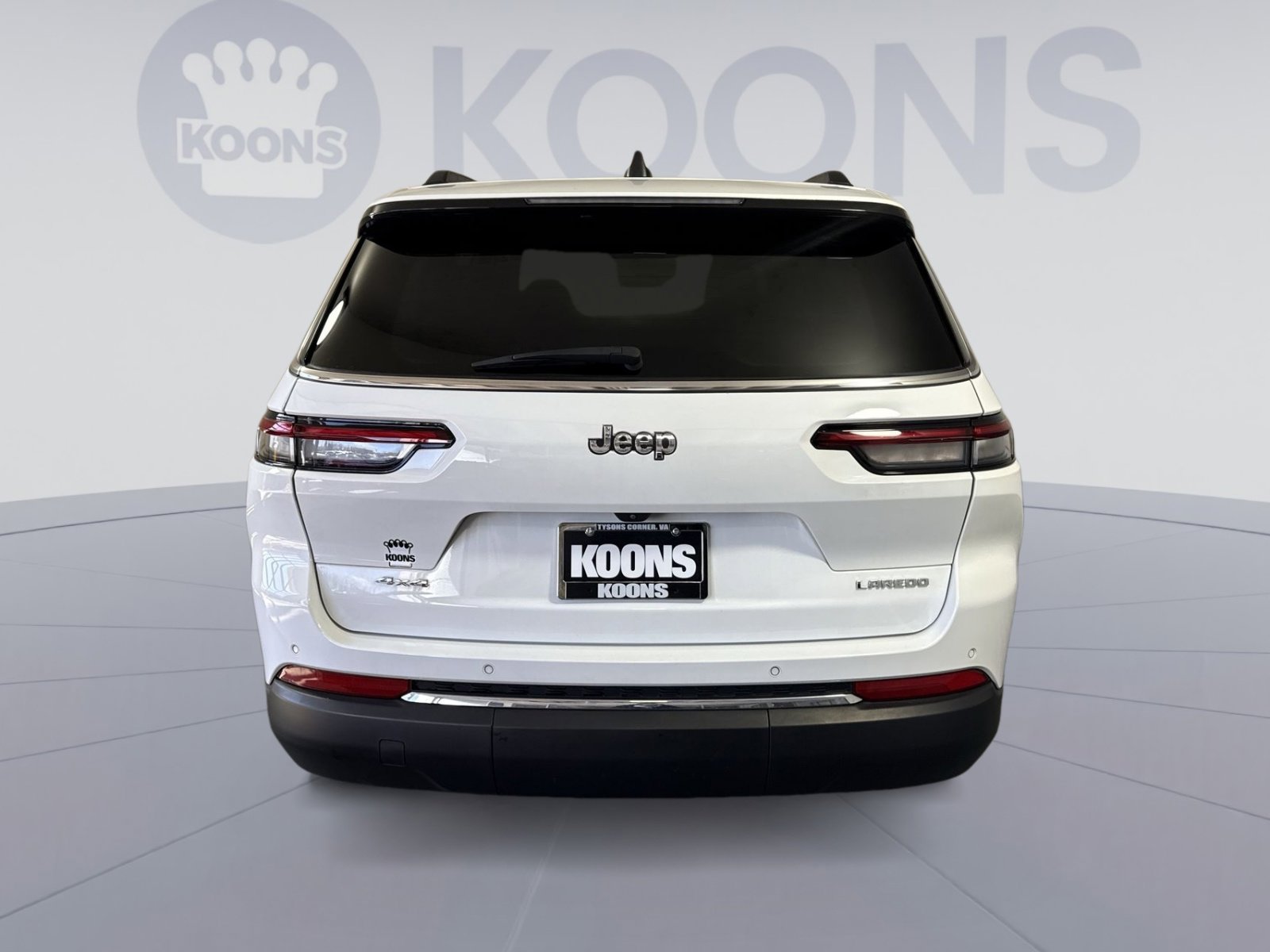 Used 2023 Jeep Grand Cherokee L Laredo image 5