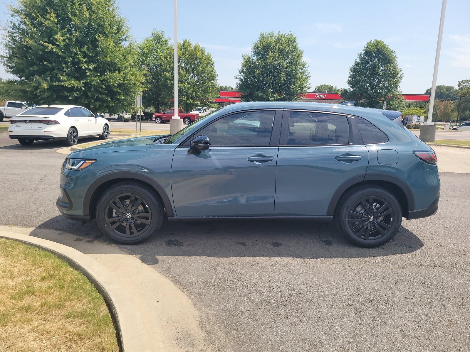 New 2027 Honda HR-V Sport image 6