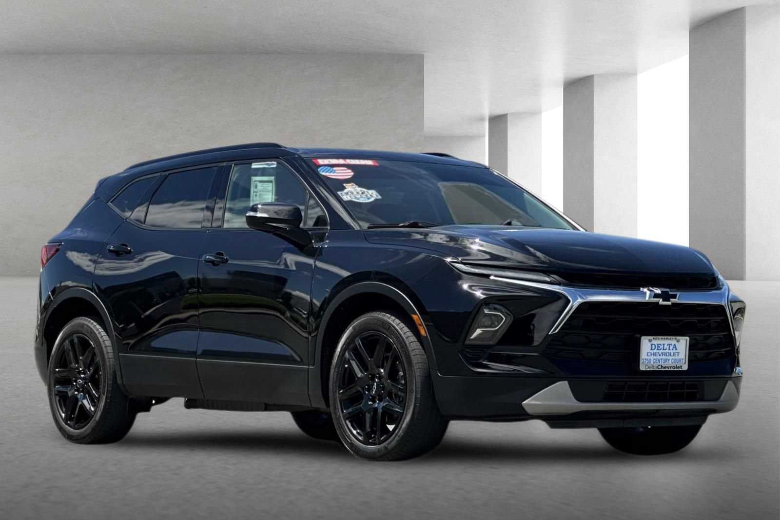 Used 2023 Chevrolet Blazer LT AWD/4WD image 1