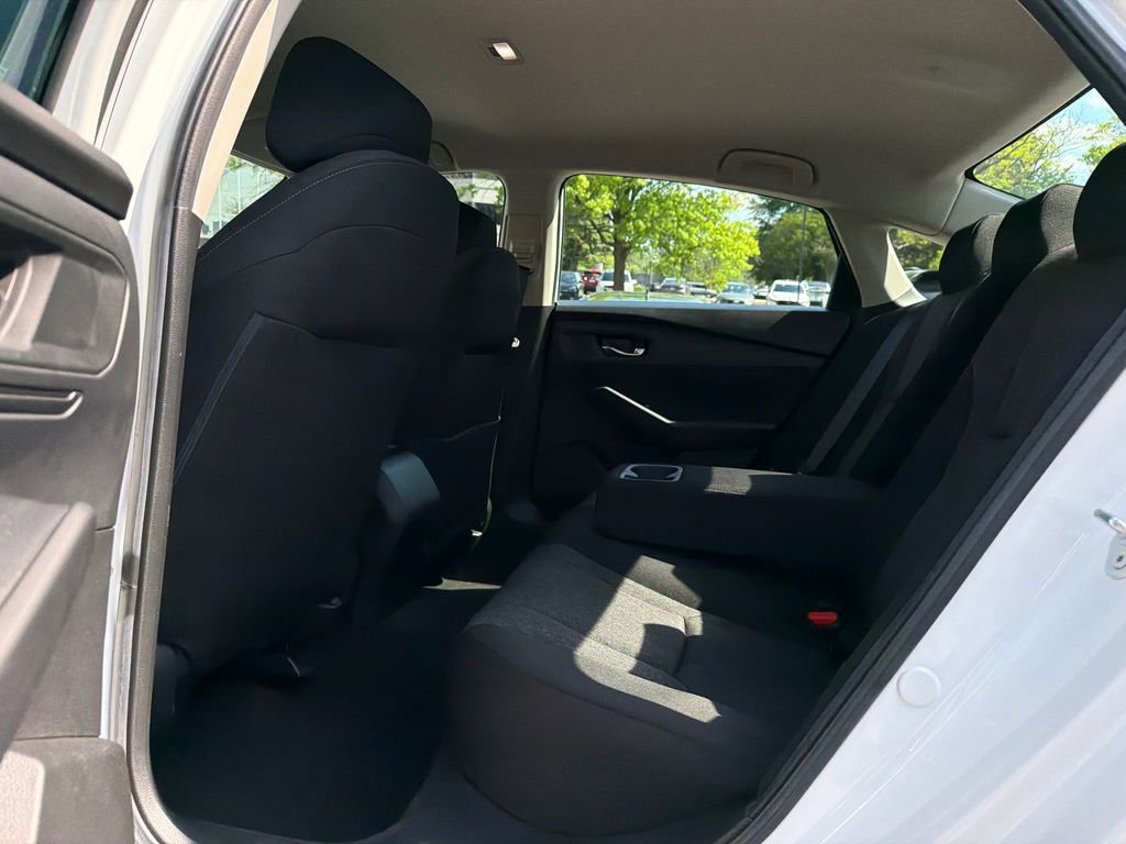 Used 2023 Honda Accord LX image 13