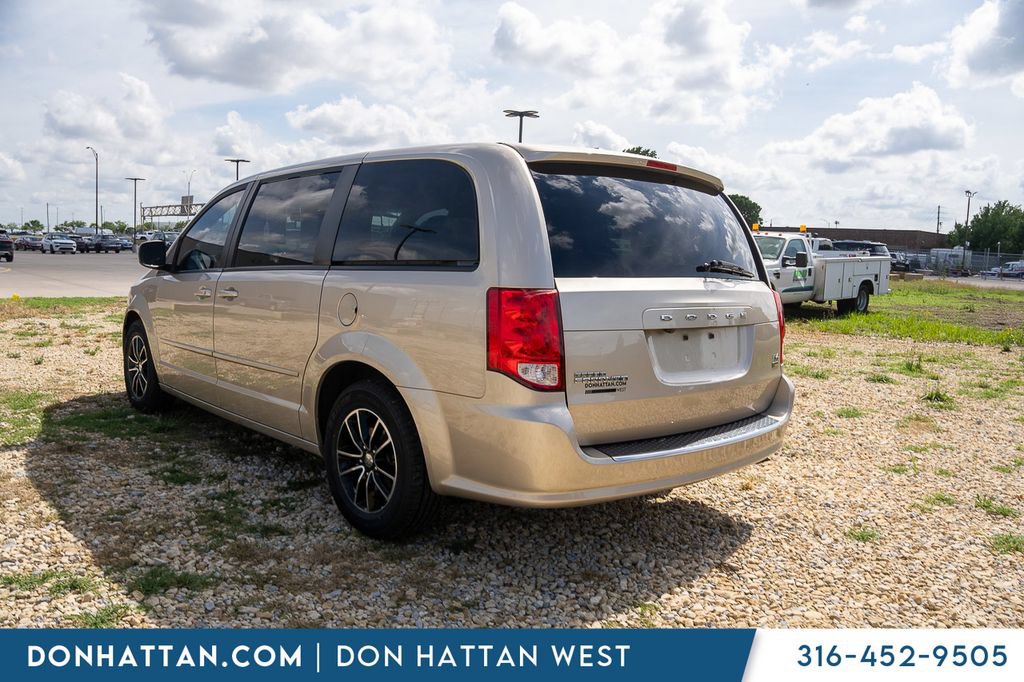 Used 2016 Dodge Grand Caravan R/T FWD image 29